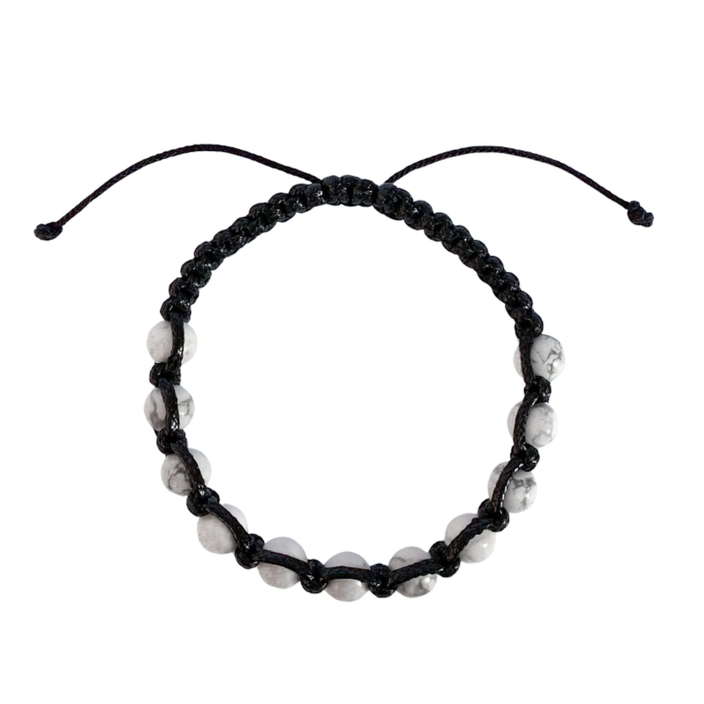 Men’s Braided Bracelet with Howlite – Harmony and Style Combined